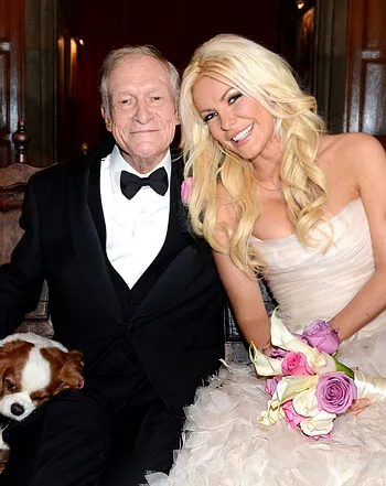 1357150849_hugh hefner crystal harris wedding 350