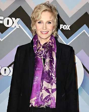 1357763323_jane lynch 441