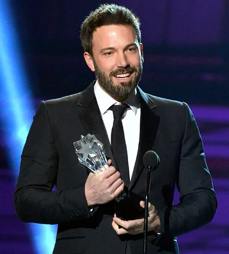 1357873444_ben affleck critics choice awards 467