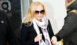 1360183052_emma bunton 178