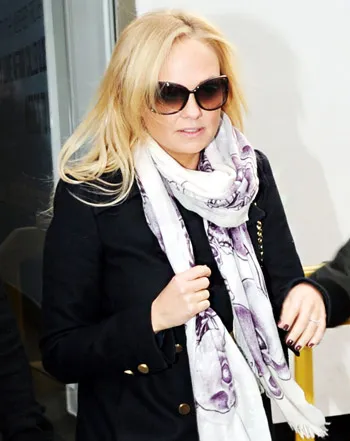 1360183052_emma bunton 441