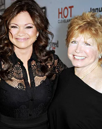 1362175287_valerie bertinelli bonnie franklin 441