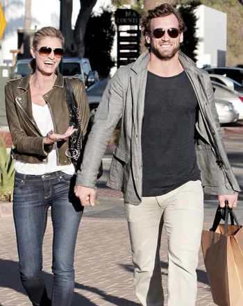 1363885323_erin andrews jarret stoll 441