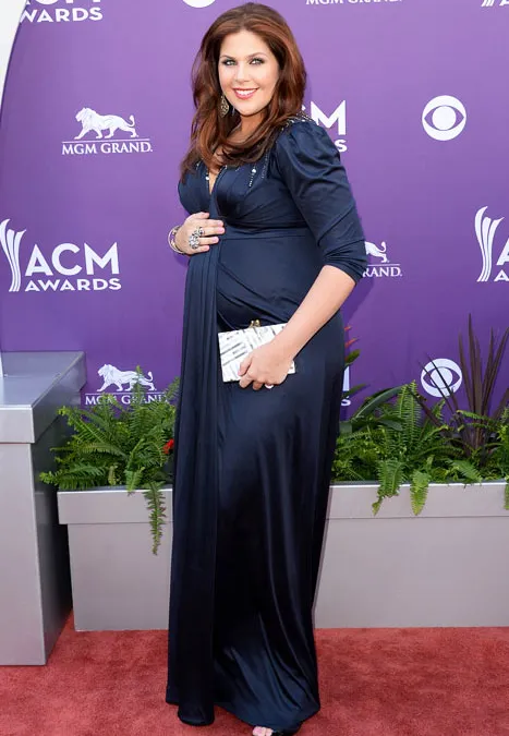 1365377734_hillary scott g