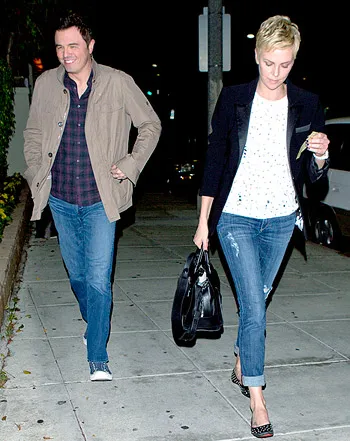 1365524864_seth macfarlane charlize theron 441