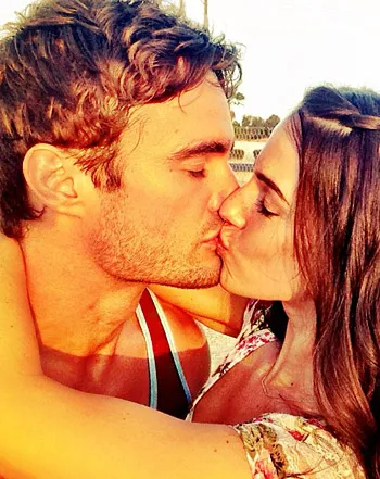 1366125429_jessica lowndes thom evans 441