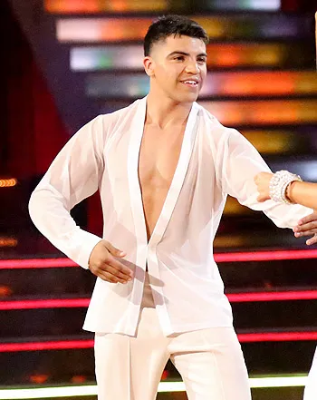 1366810802_victor ortiz 441