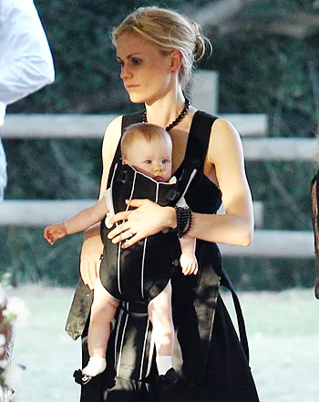 1368453155_anna paquin twins 441