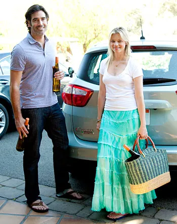 1368550833_amy smart carter oosterhouse 441