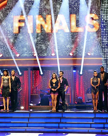 1369164268_derek hough kellie pickler jacoby jones karina smirnoff zendaya val chmerkovskiy aly raisman mark ballas 441 02