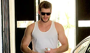 1370012506_liam hemsworth 178