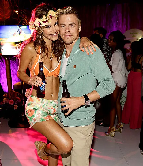 1370892858_maria menounos derek hough article