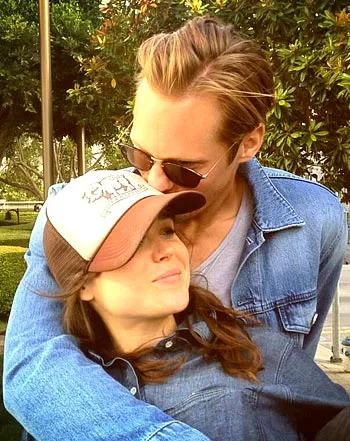 1370956367_ellen page alexander skarsgard 350