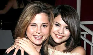 1371240241_mandy selena gomez 300