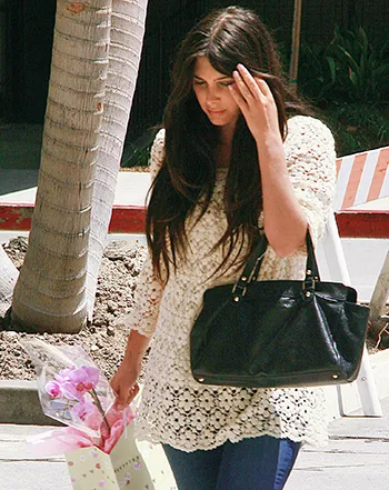 1371396772_brittny gastineau kim k baby delivery_2