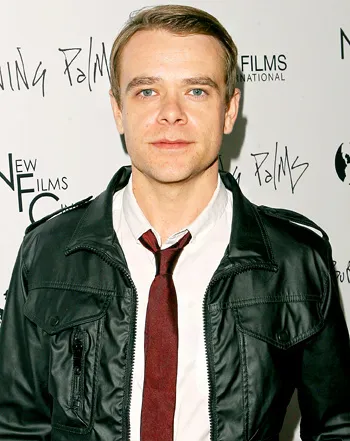 1371587059_108015584_nick stahl 350