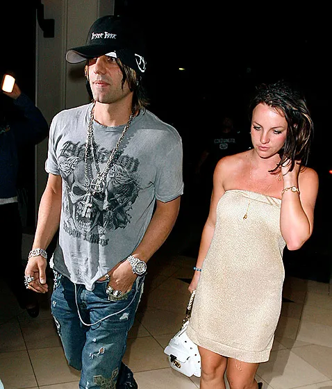 1371760580_britney spears criss angel