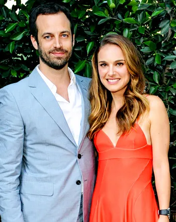 1371834271_170990045_benjamin millepied natalie portman 350