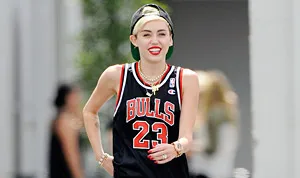 1372094904_miley cyrus 178