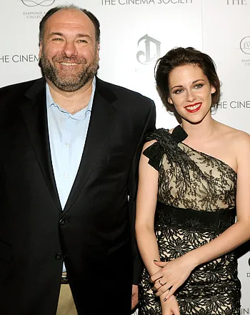 1372185618_james gandolfini kristen stewart 350
