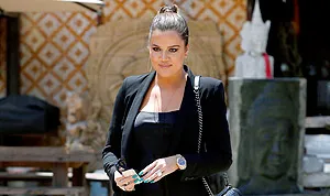 1372341877_khloe kardashian 178