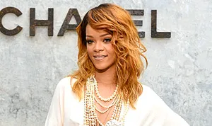 1372782010_rihanna channel fashion show 300