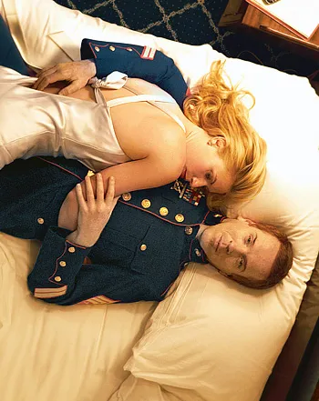 1373915794_claire danes damian lewis vogue 350