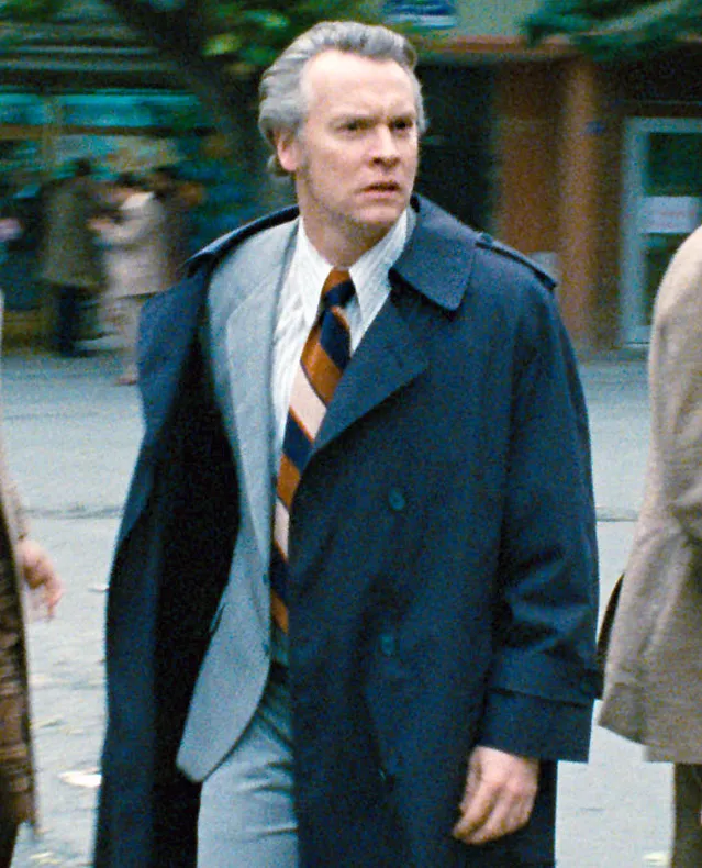 1375388339_tate donovan now zoom