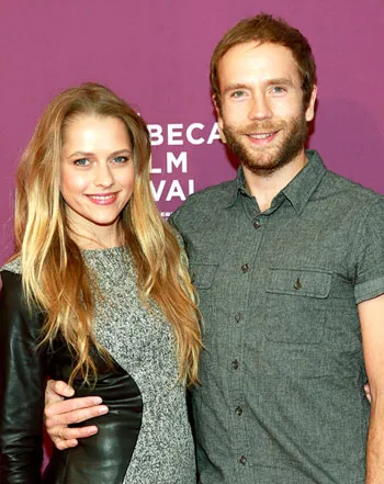 1375546283_teresa palmer mark webber 441