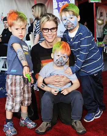 1375727602_julie bowen oliver gustav john 441