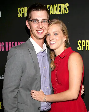 1377802155_heather morris taylor hubbard 441