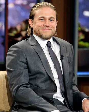 1378226433_charlie hunnam 350