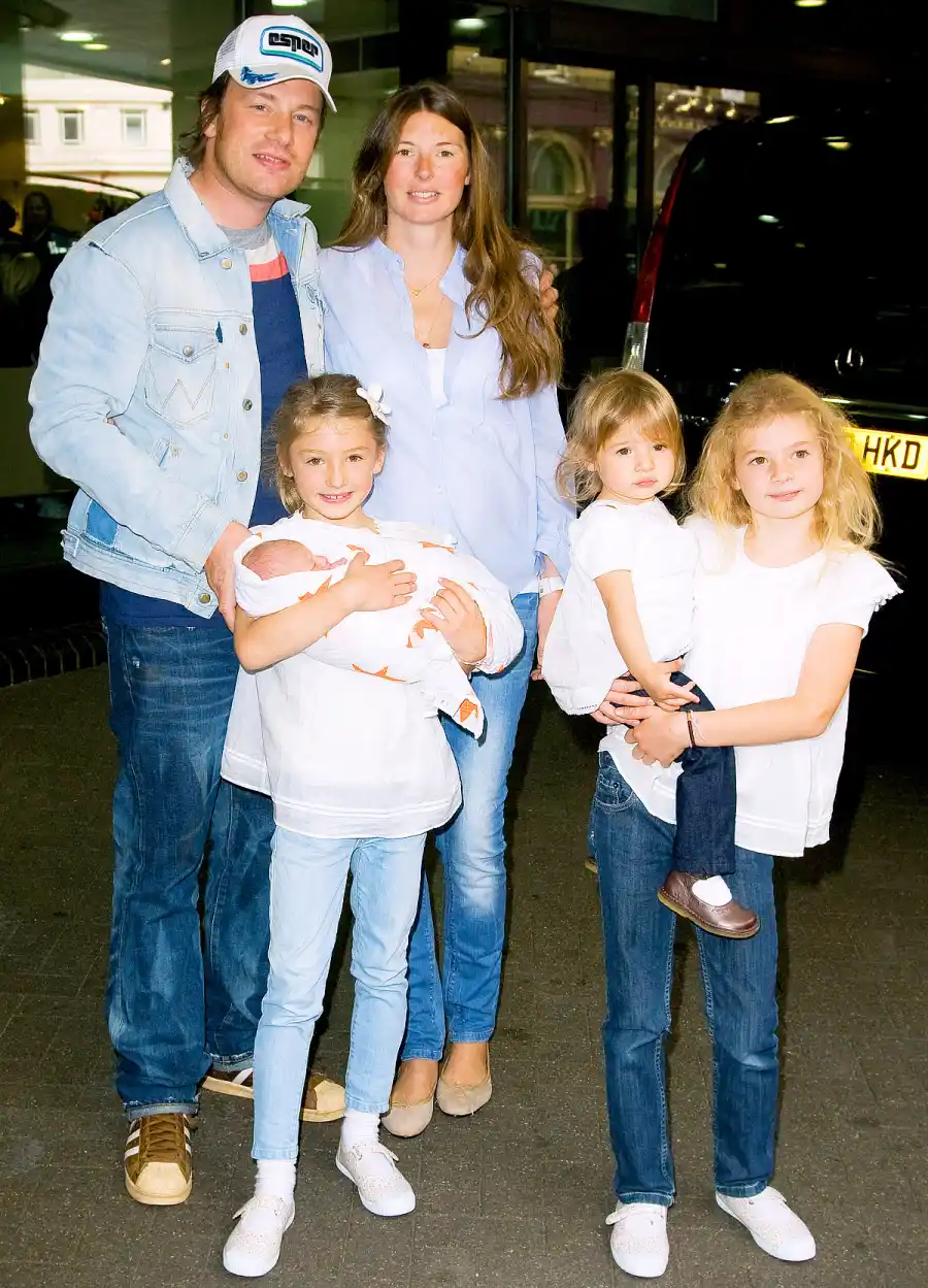 1379068441_157785834_jamie oliver jools oliver poppy honey daisy boo petal blossom rainbow zoom