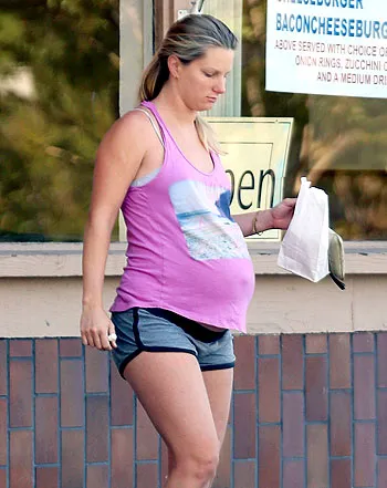 1379685814_heather morris 441