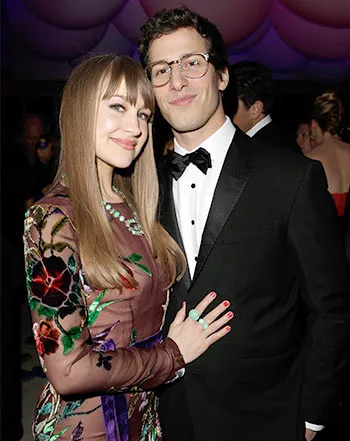 1379816571_andy samberg v