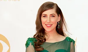 1379891756_2013 emmy awards mayim bialik_4