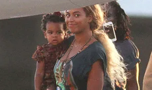 1380035687_beyonce blue 178