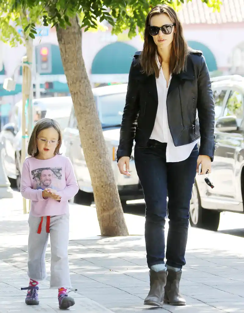 Seraphina Affleck and Jennifer Garner on September 24, 2013