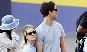 1380824274_kaley cuoco ryan sweeting 178