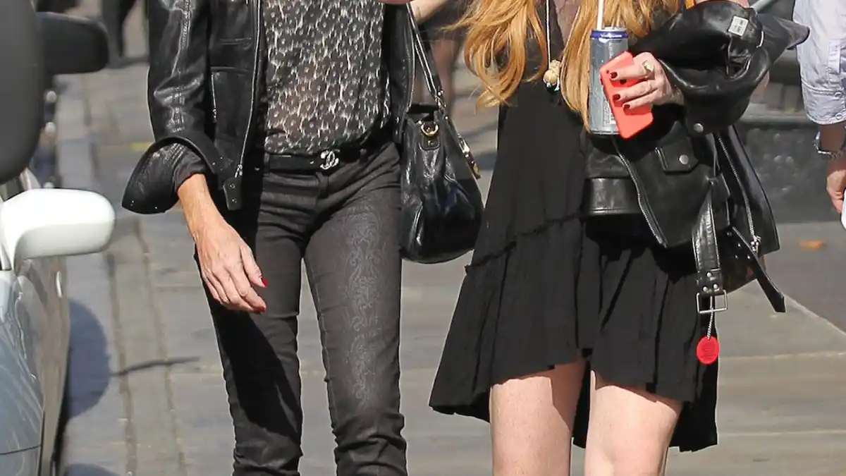 Lindsay Lohan, Dina Lohan, Ali Lohan