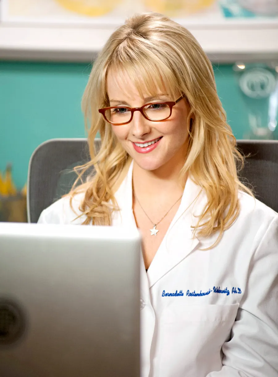 1381166261_melissa rauch now zoom