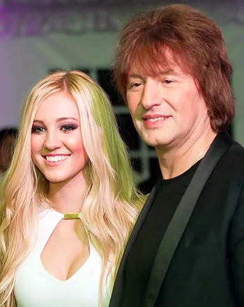 1381421013_heather locklear richie sambora ava sambora 441