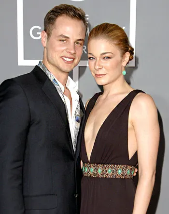 1381498261_dean sheremet leann rimes 350