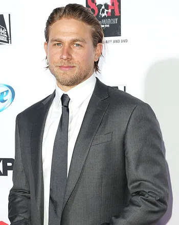 1381956737_charlie hunnam 441