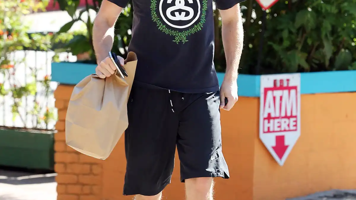 Robert Pattinson on October 15, 2013 in Hollywood, California