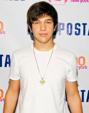 1382127635_184074315_austin mahone 350