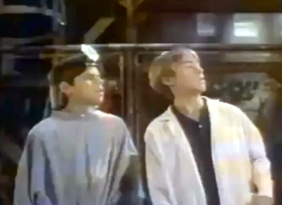 1382380725_ryan gosling zoom