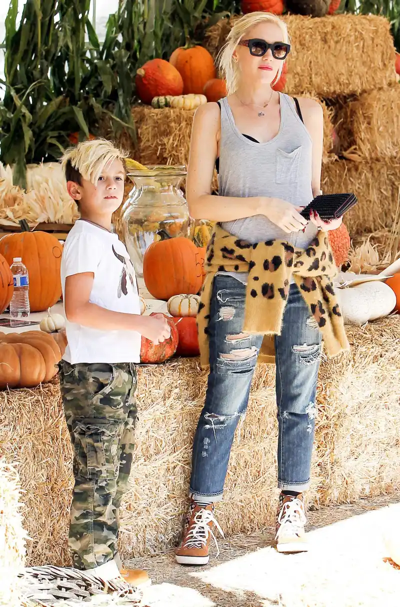 1382477570_gwen stefani kingston rossdale zoom