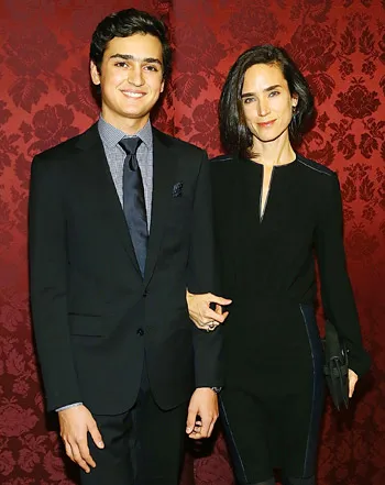 1383159340_jennifer connelly kai dugan 441