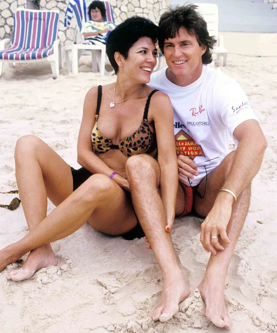 1383236468_kris jenner bruce jenner beach zoom 13